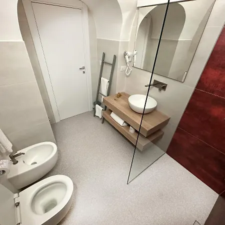 Dimora Dei Celestini 3* מנפרדוניה