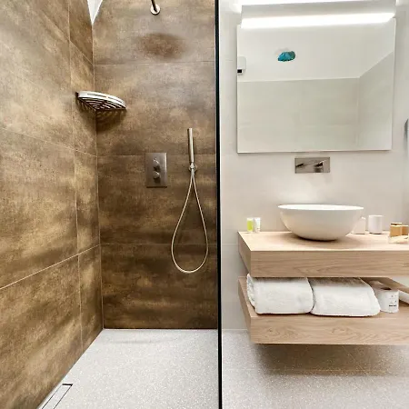 לינה וארוחת בוקר Dimora Dei Celestini מנפרדוניה